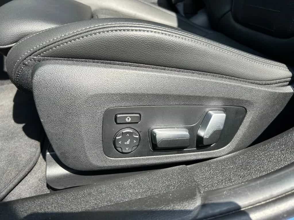 BMW 320 d Sportline AHK*LED*SHADOW*PANO*HUD*TEILLEDER 09/2020-photo-9