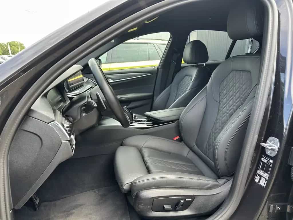 BMW 520 d M-Sport NAV+LED+ACC+SHZ+VCOCK+LEDER+KEYLESS 03/2023-photo-10