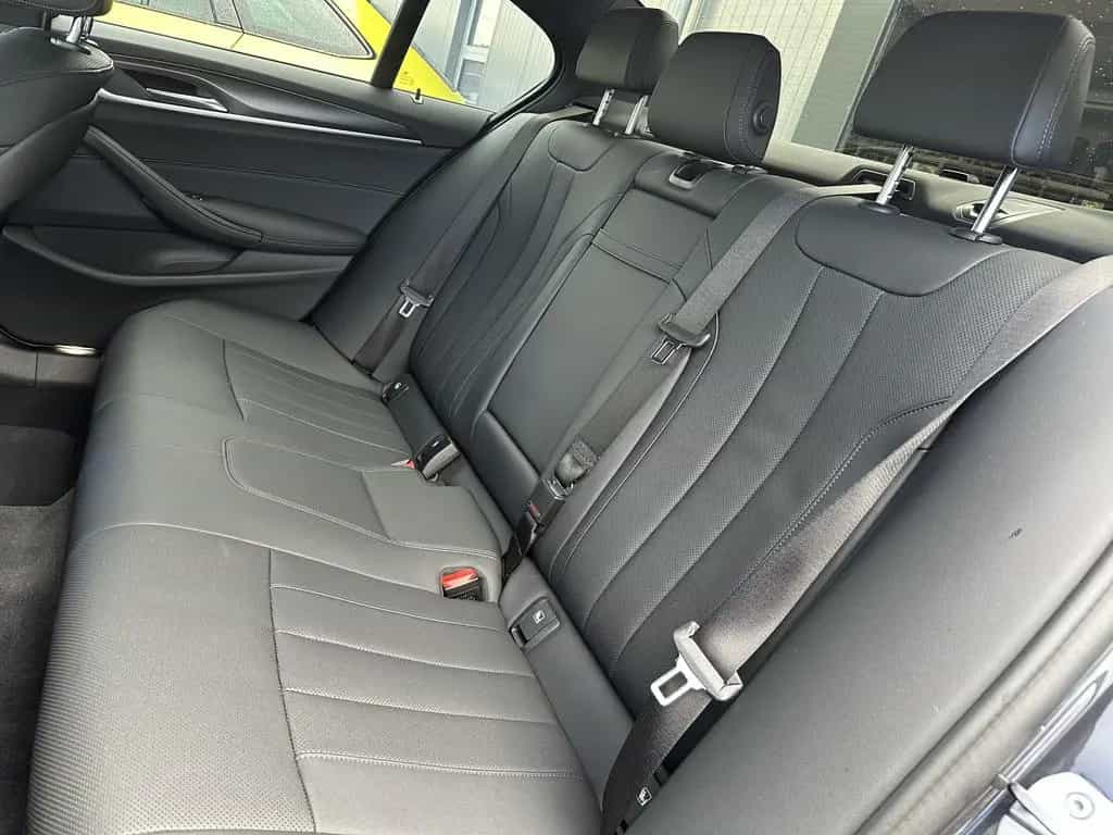BMW 520 d M-Sport NAV+LED+ACC+SHZ+VCOCK+LEDER+KEYLESS 03/2023-photo-15
