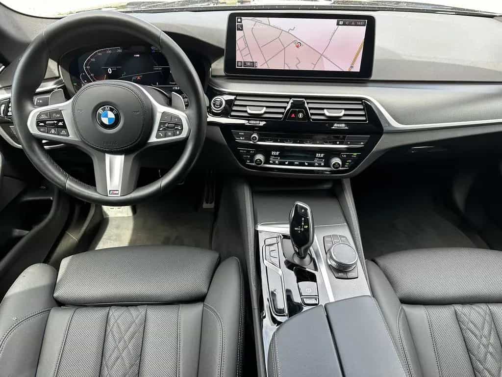 BMW 520 d M-Sport NAV+LED+ACC+SHZ+VCOCK+LEDER+KEYLESS 03/2023-photo-17