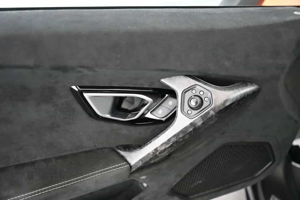 Lamborghini Huracán Huracan Performante Werks-Garantie 10/2017-photo-23