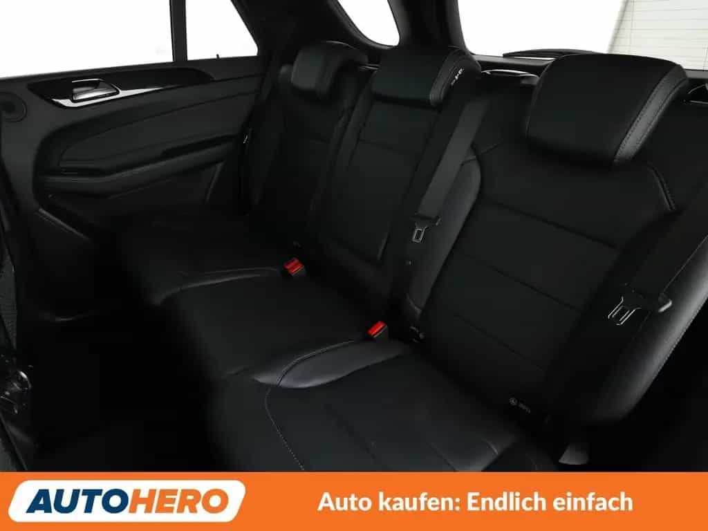 Mercedes-Benz GLE 400 4Matic AMG Line Aut.*NAVI*LED*ACC* 03/2018-photo-13