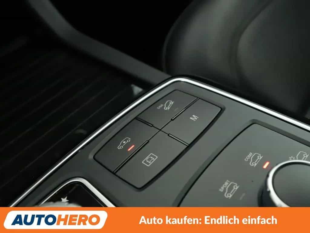 Mercedes-Benz GLE 400 4Matic AMG Line Aut.*NAVI*LED*ACC* 03/2018-photo-32