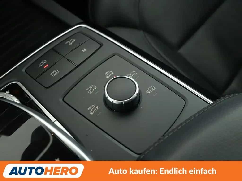 Mercedes-Benz GLE 400 4Matic AMG Line Aut.*NAVI*LED*ACC* 03/2018-photo-33