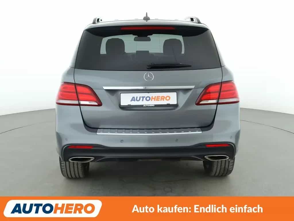 Mercedes-Benz GLE 400 4Matic AMG Line Aut.*NAVI*LED*ACC* 03/2018-photo-4