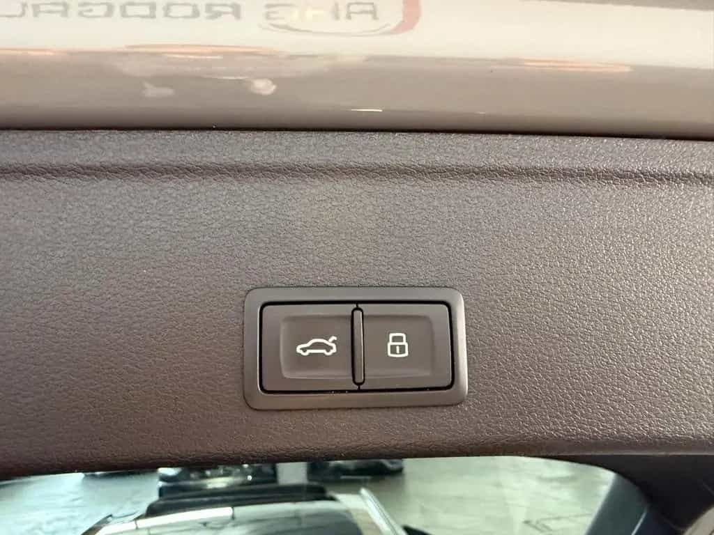 Audi A4 Avant 40 TDI quattro S line 10/2022-photo-13