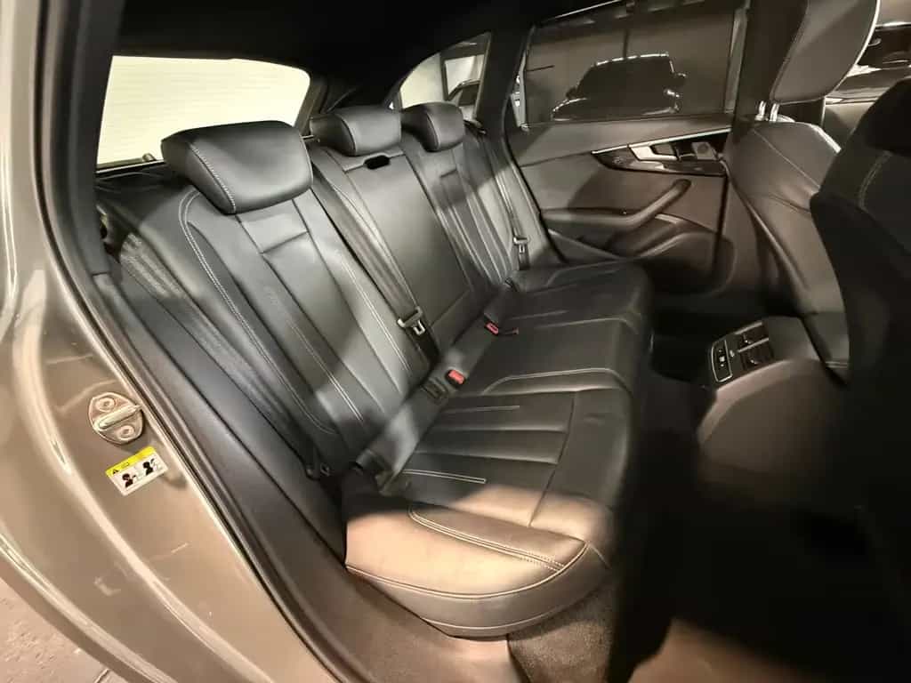 Audi A4 Avant 40 TDI quattro S line 10/2022-photo-22