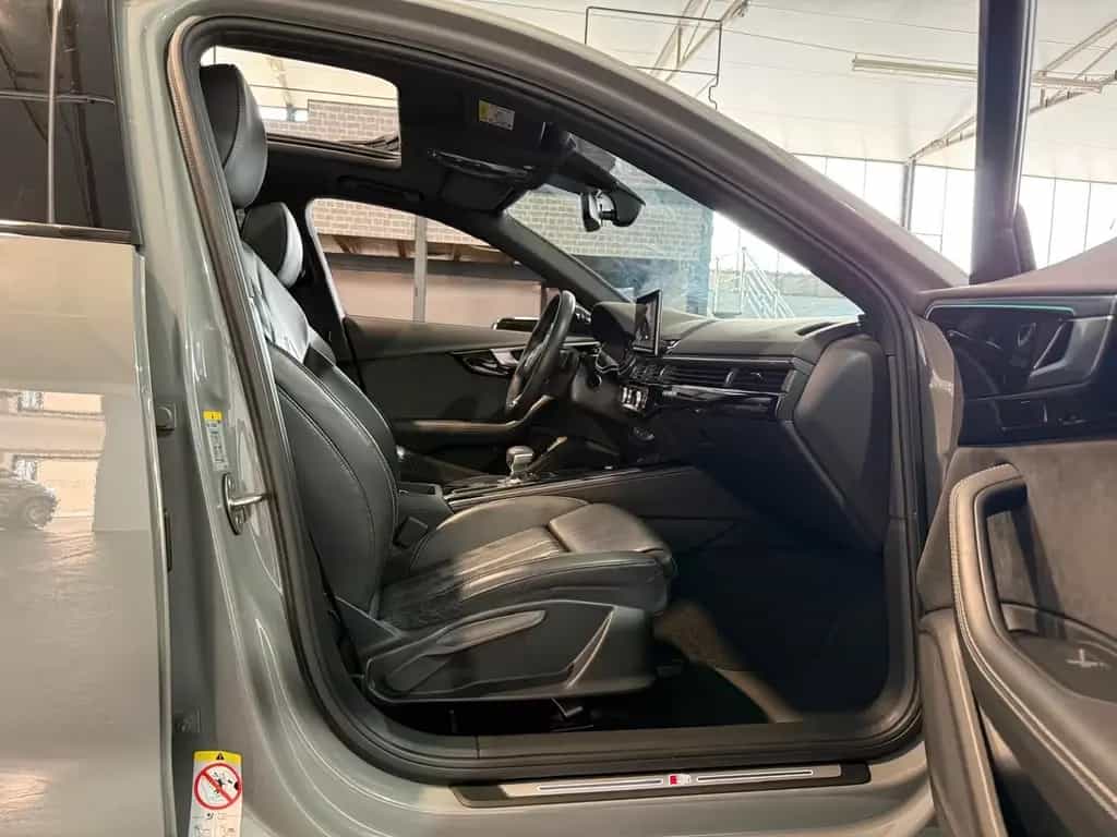 Audi A4 Avant 40 TDI quattro S line 10/2022-photo-23