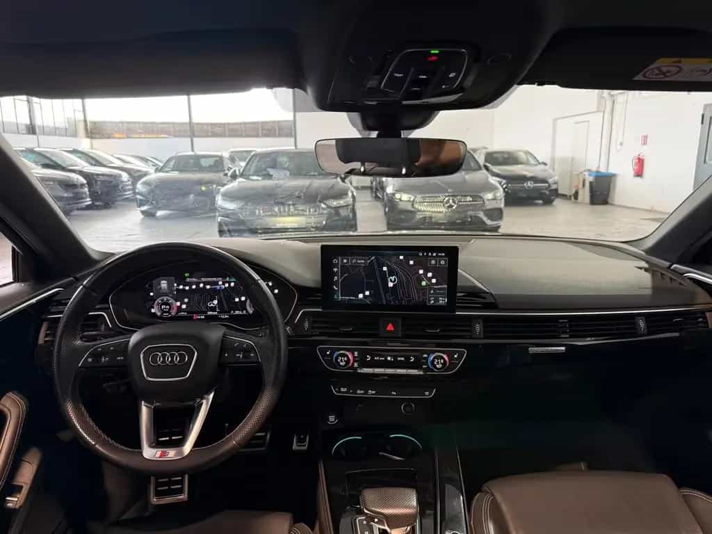 Audi A4 Avant 40 TDI quattro S line 10/2022-photo-27