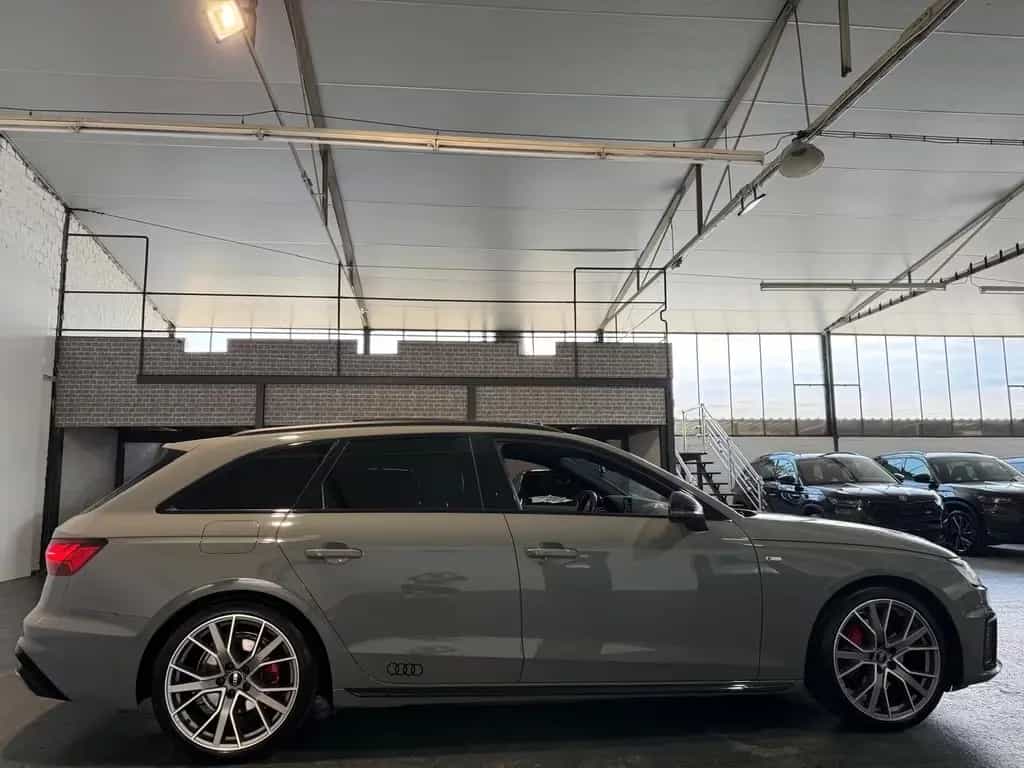 Audi A4 Avant 40 TDI quattro S line 10/2022-photo-9