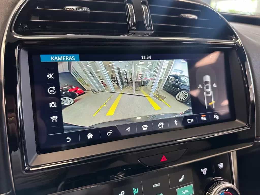 Jaguar XE R-Dynamic HSE|360°|Meridian|18-Wege|DAB+|19" 06/2019-photo-22
