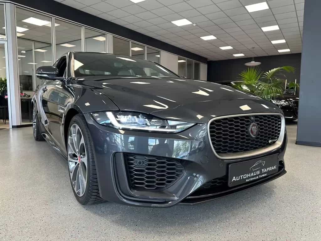 Jaguar XE R-Dynamic HSE|360°|Meridian|18-Wege|DAB+|19" 06/2019-photo-7