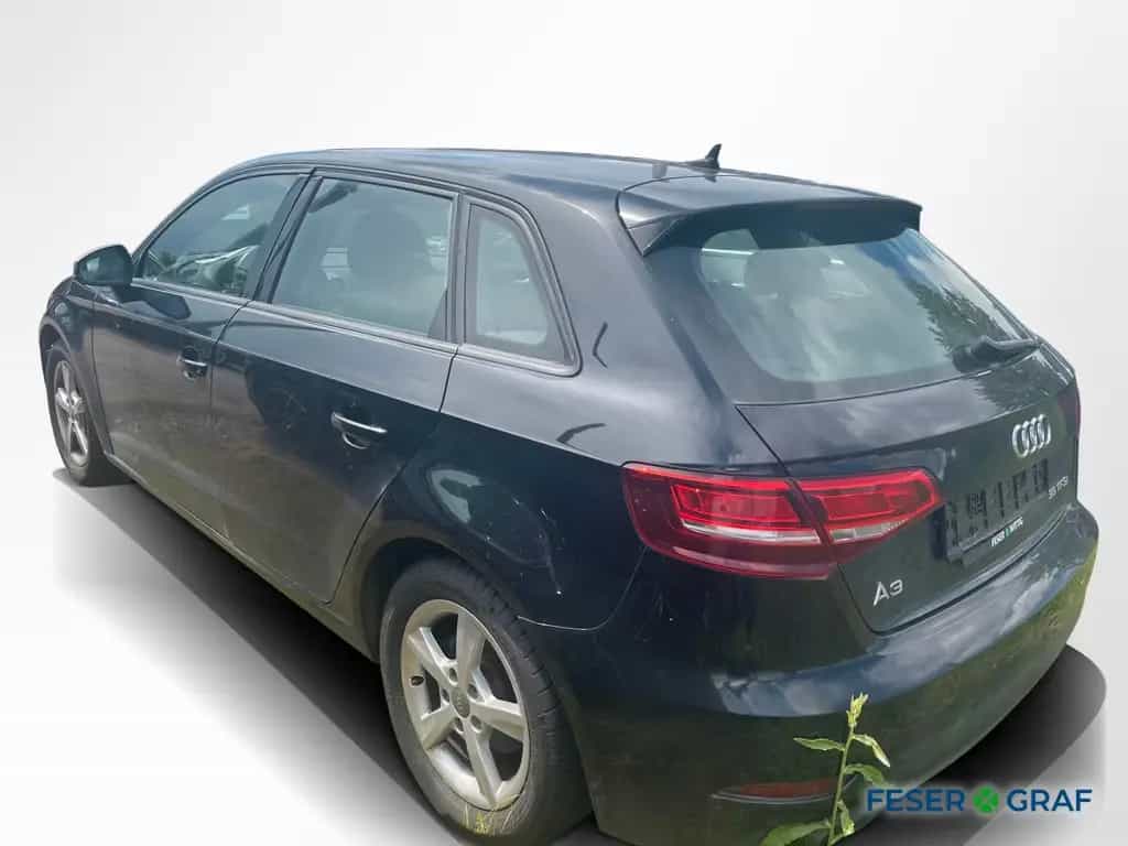 Audi A3 Sportback 1.5 TFSI S-tronic,Xenon,Navi 09/2018-photo-1