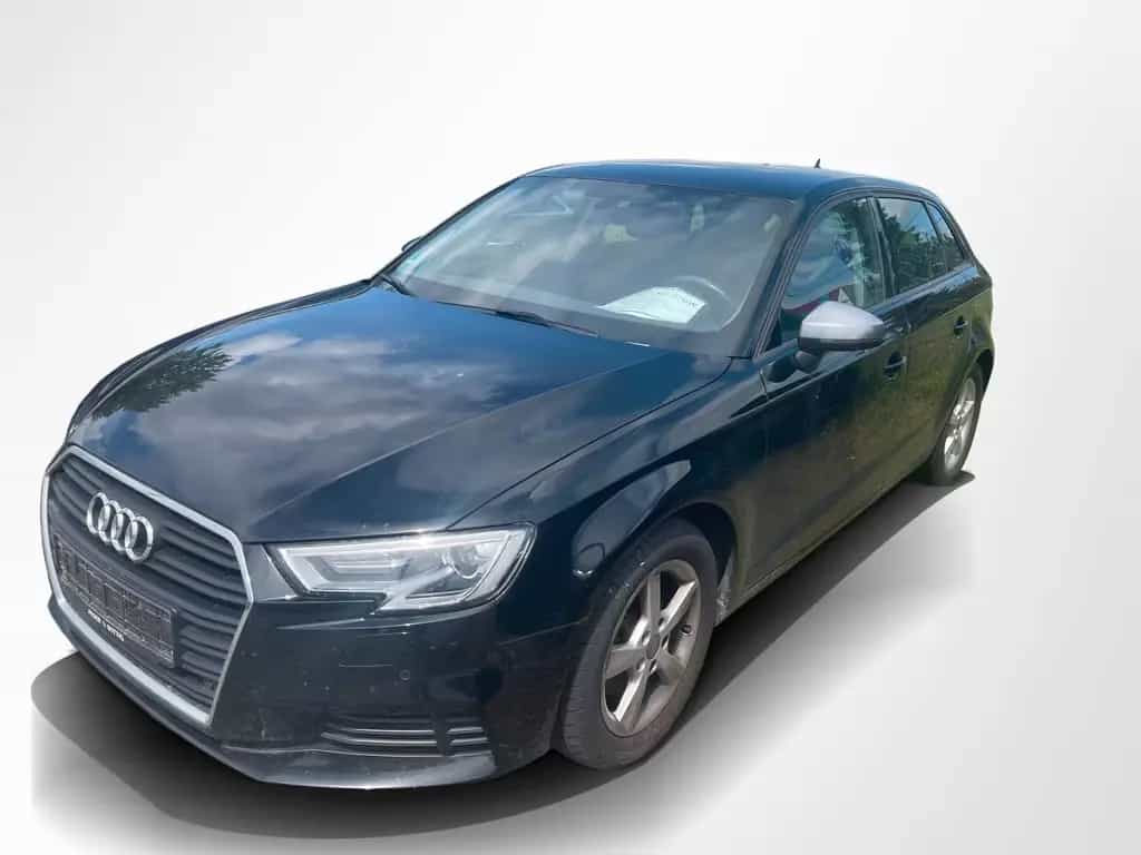 Audi A3 Sportback 1.5 TFSI S-tronic,Xenon,Navi 09/2018-photo-3