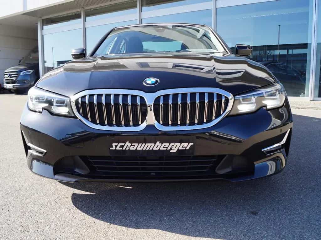 BMW 330 d Aut. Lim. G20 * Navi * LED * AHK * 1.Hd * 08/2019-photo-13