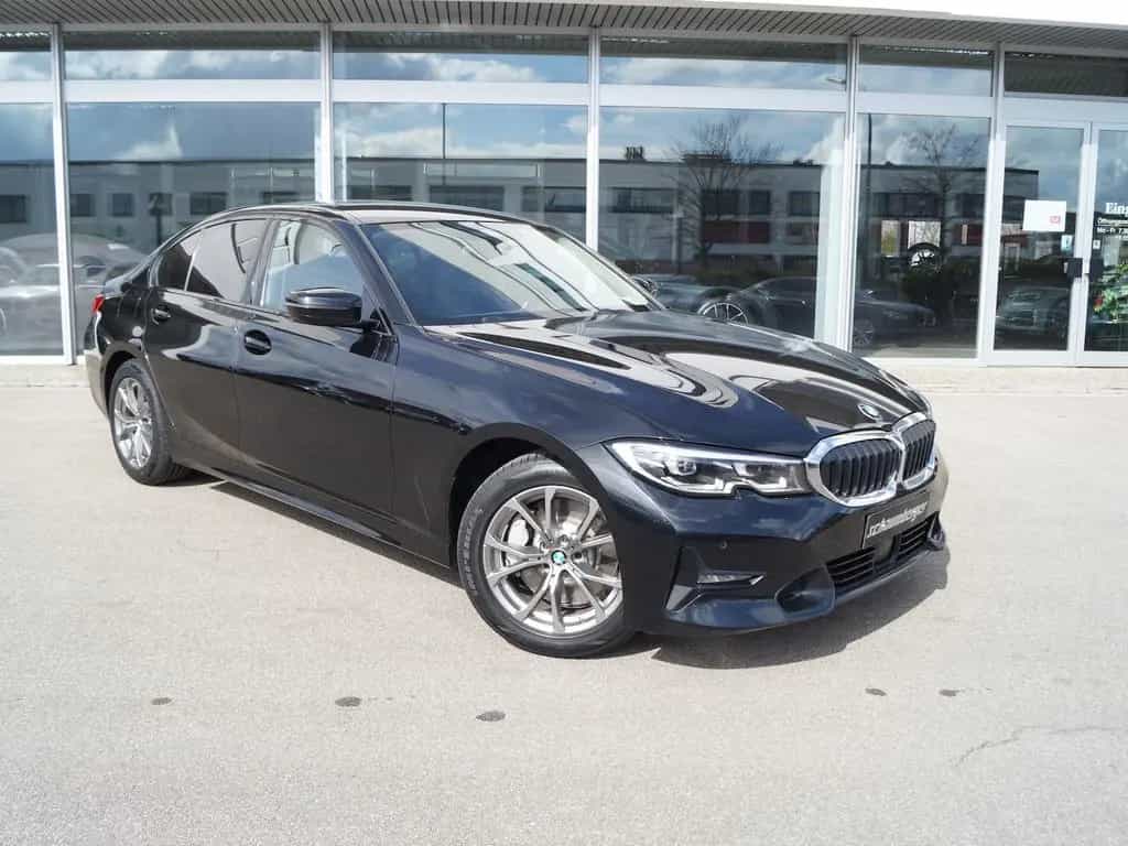 BMW 330 i A Lim. Sport Line *Navi * LED * ACC * AHK 03/2021-photo-18
