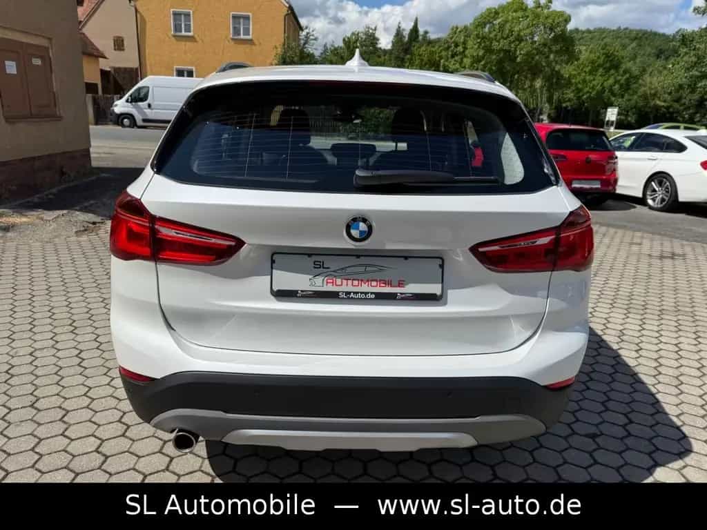 BMW X1 xDrive 18 d xLine Navi LED 04/2016-photo-13