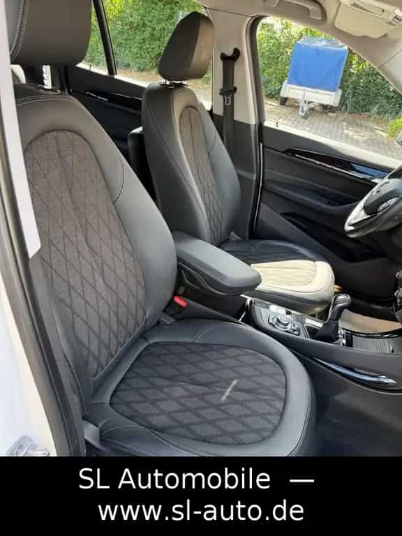 BMW X1 xDrive 18 d xLine Navi LED 04/2016-photo-18