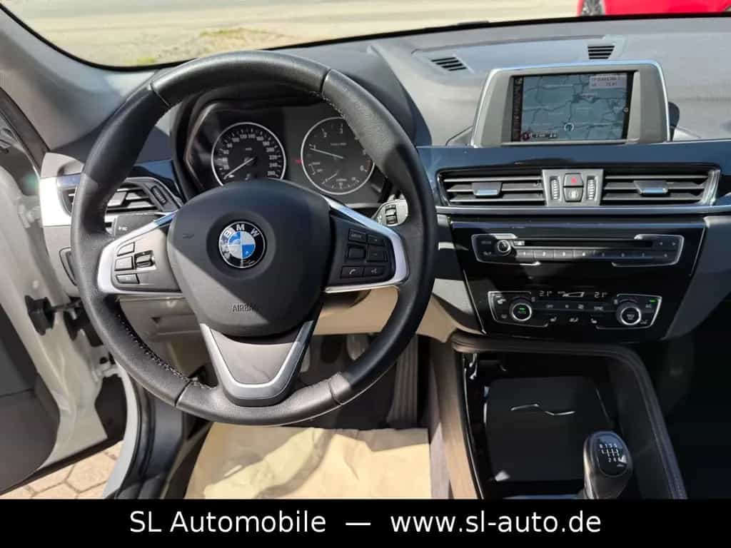 BMW X1 xDrive 18 d xLine Navi LED 04/2016-photo-7