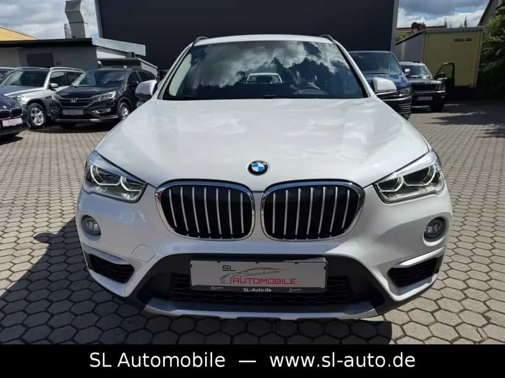 BMW X1 xDrive 18 d xLine Navi LED 04/2016-photo-9