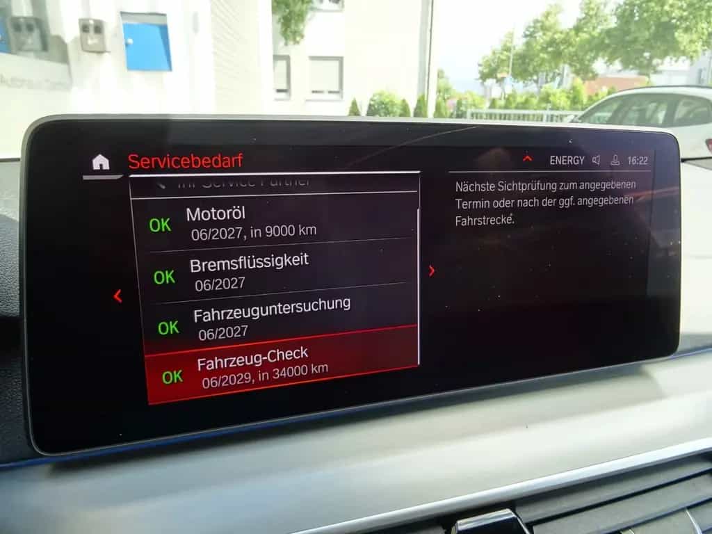 BMW 520 d xDrive Touring SAG M Sportpaket Navi Laser 06/2022-photo-22