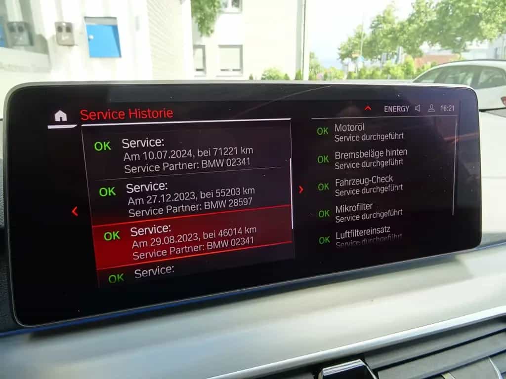BMW 520 d xDrive Touring SAG M Sportpaket Navi Laser 06/2022-photo-23