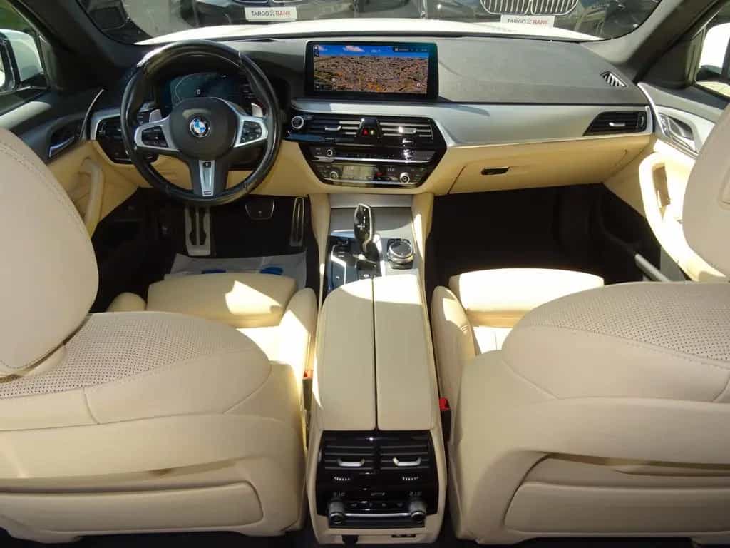 BMW 520 d xDrive Touring SAG M Sportpaket Navi Laser 06/2022-photo-6