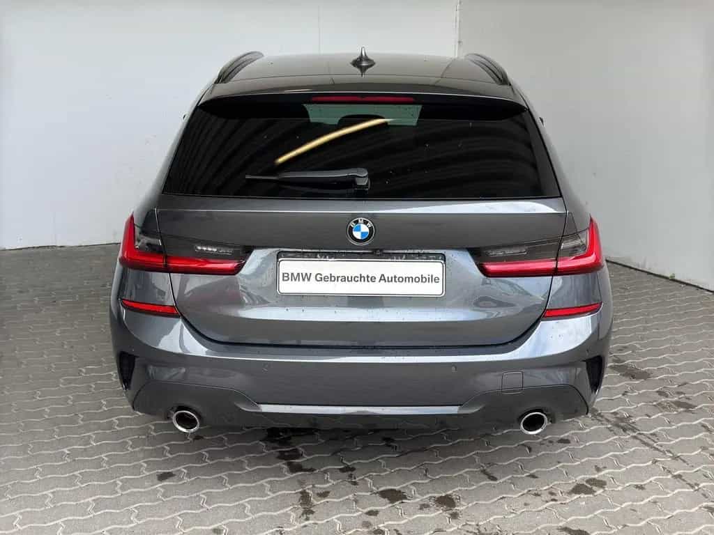 BMW 320 dA Tour. M Sport LiveCock.LED.ParkAss.DriveAs 03/2021-photo-2