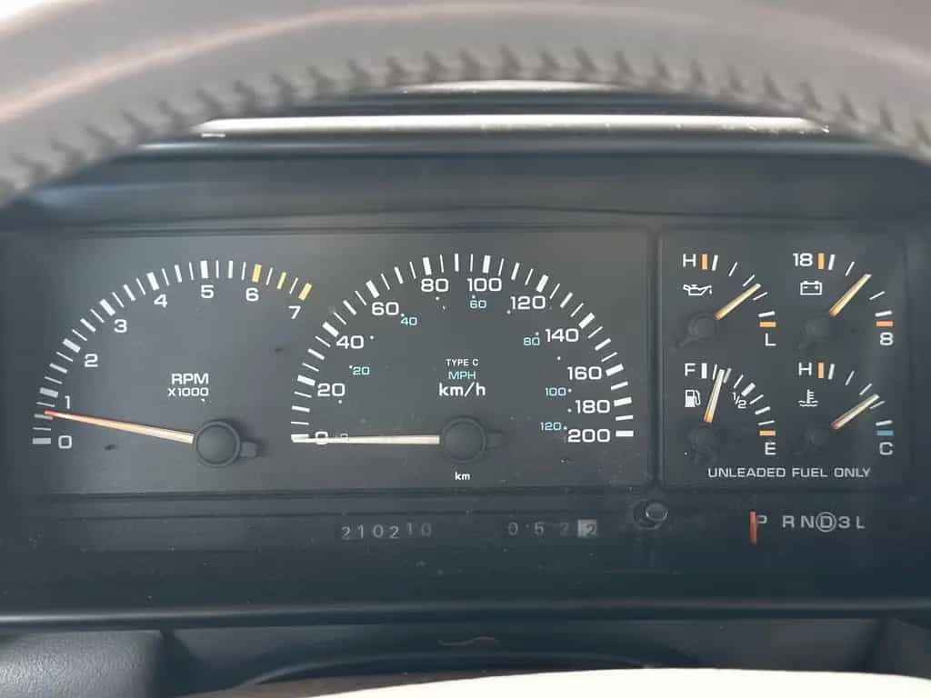Chrysler Voyager 3.3 Ltr. V6 02/1996-photo-15