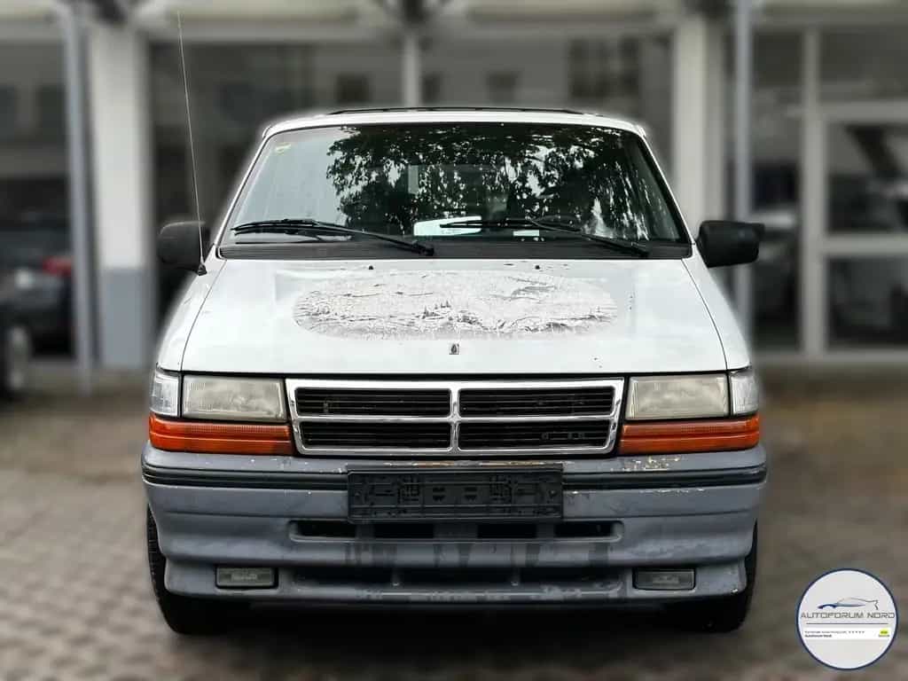 Chrysler Voyager 3.3 Ltr. V6 02/1996-photo-3