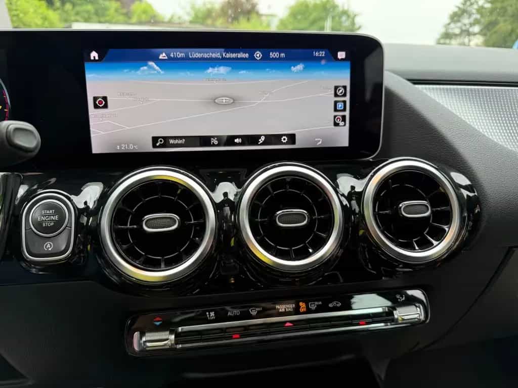Mercedes-Benz B 180 Automatik Widescr. Navi LED MBUX 12/2019-photo-12