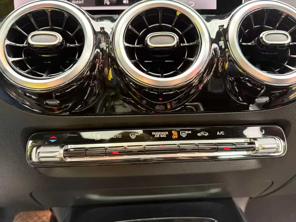 Mercedes-Benz B 180 Automatik Widescr. Navi LED MBUX 12/2019-photo-17