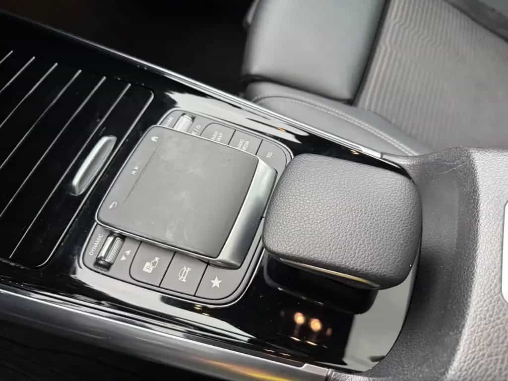 Mercedes-Benz B 180 Automatik Widescr. Navi LED MBUX 12/2019-photo-18