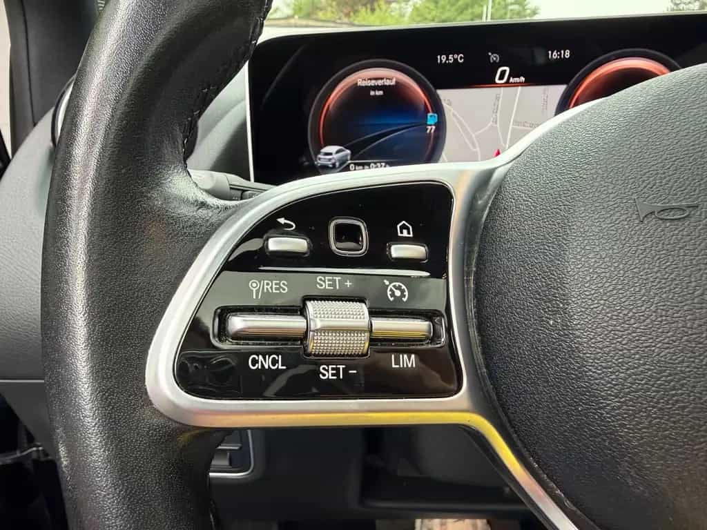 Mercedes-Benz B 180 Automatik Widescr. Navi LED MBUX 12/2019-photo-26