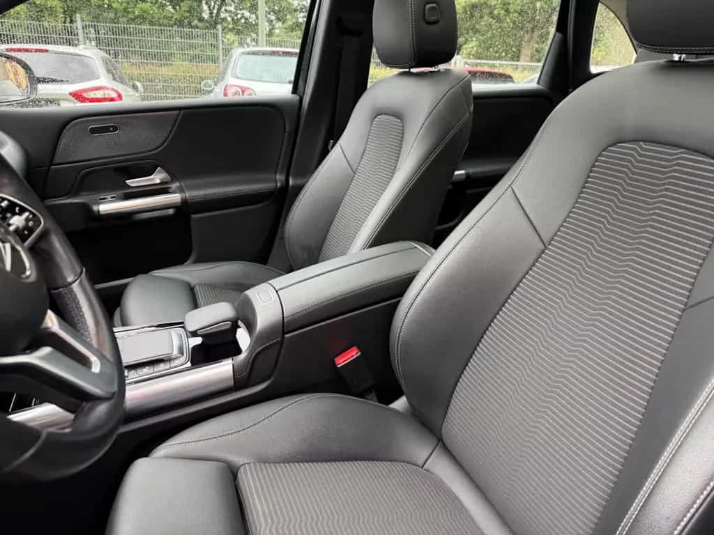 Mercedes-Benz B 180 Automatik Widescr. Navi LED MBUX 12/2019-photo-44