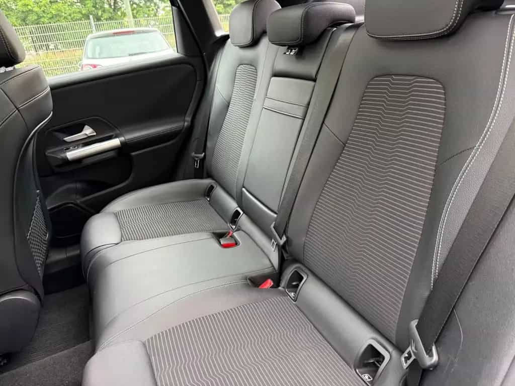 Mercedes-Benz B 180 Automatik Widescr. Navi LED MBUX 12/2019-photo-45