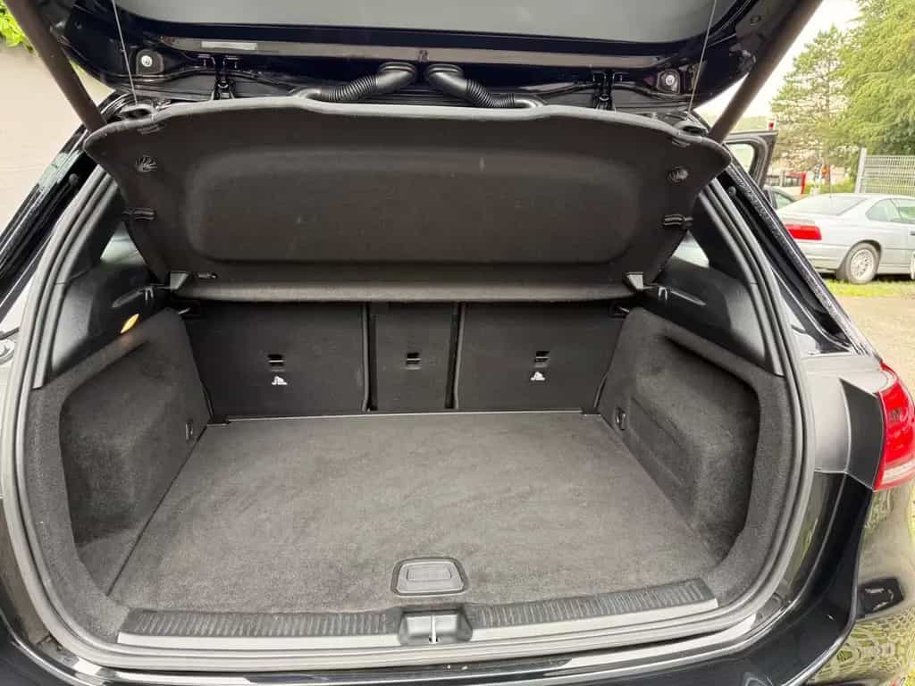 Mercedes-Benz B 180 Automatik Widescr. Navi LED MBUX 12/2019-photo-49