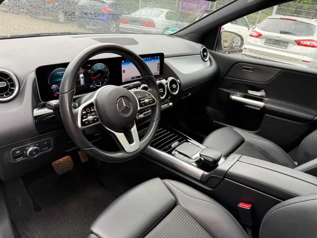 Mercedes-Benz B 180 Automatik Widescr. Navi LED MBUX 12/2019-photo-9
