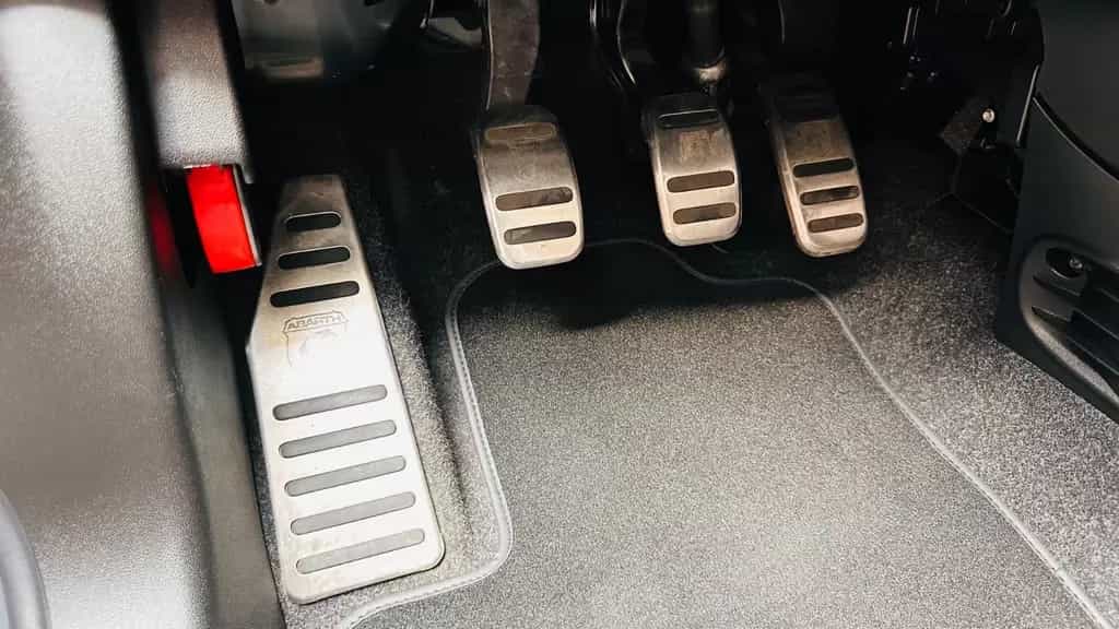 Abarth 500 595 Sportpaket/R17/TÜV/Service 03/2019-photo-28
