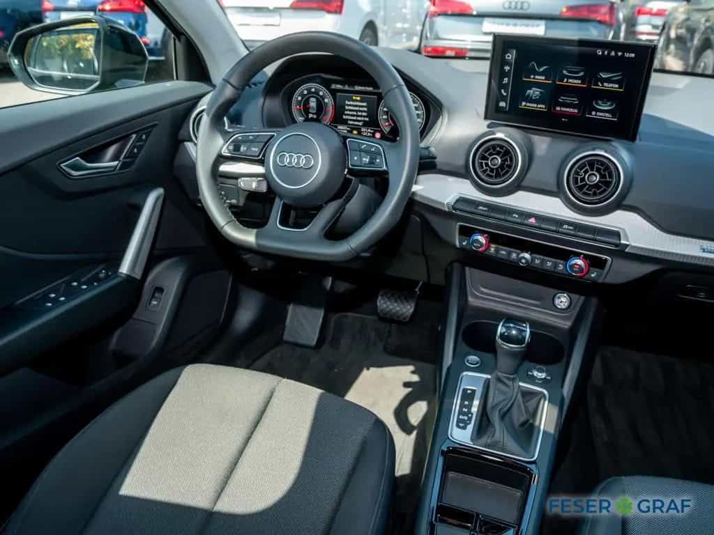 Audi Q2 35TFSI S tronic /LED/PDC+/Kamera/CarPlay 04/2025-photo-3
