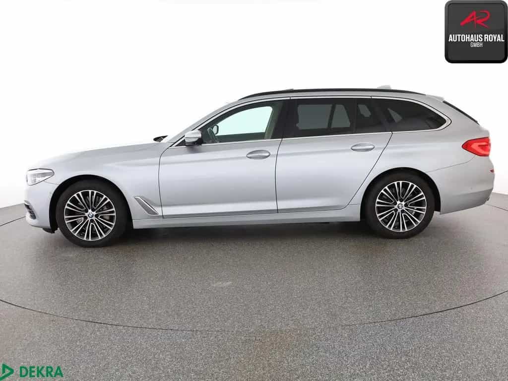 BMW 530 d T xDrive PANO,HUD,360GRAD,ACC,STANDHZ,SH 02/2018-photo-1