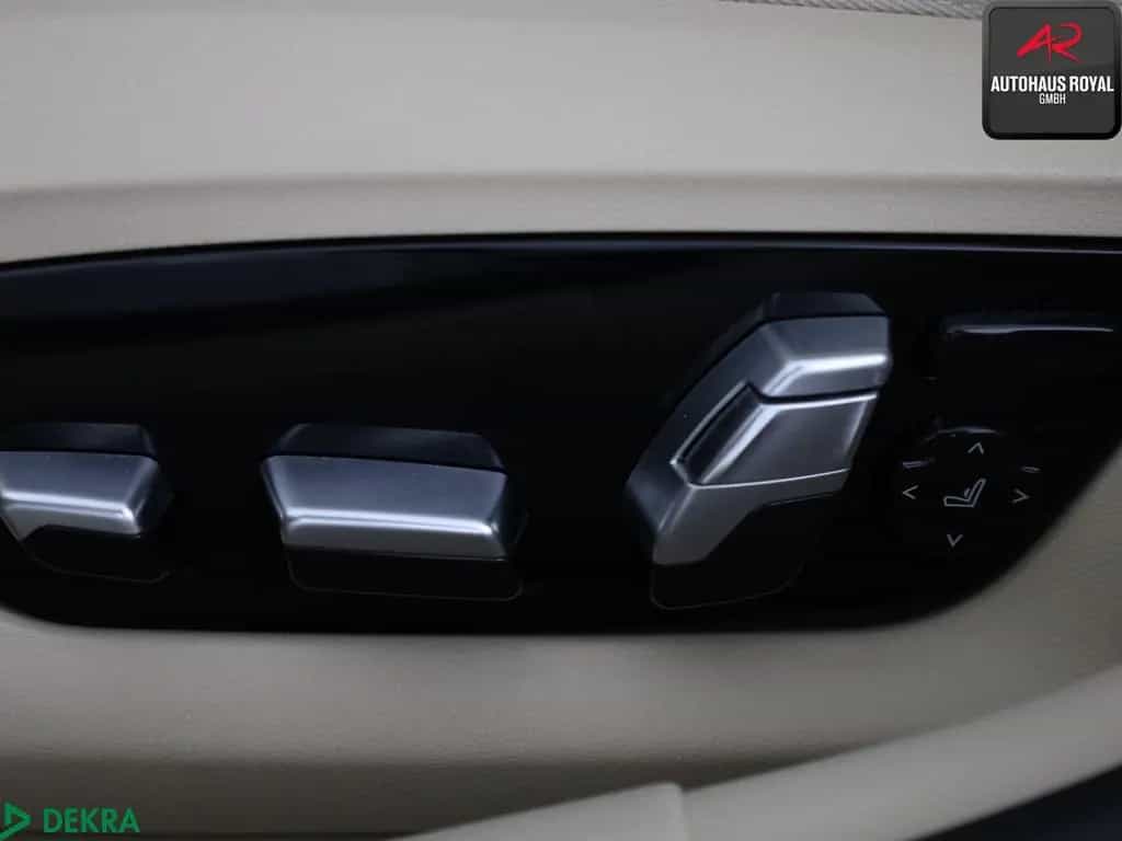 BMW 530 d T xDrive PANO,HUD,360GRAD,ACC,STANDHZ,SH 02/2018-photo-19