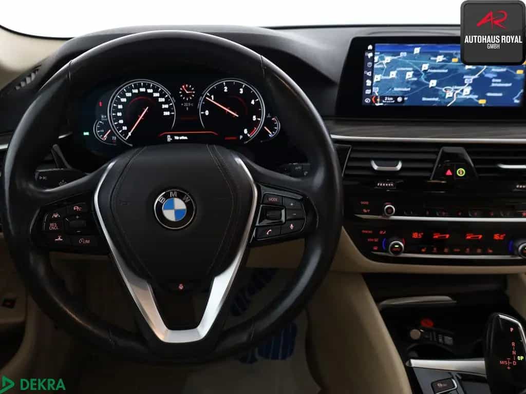 BMW 530 d T xDrive PANO,HUD,360GRAD,ACC,STANDHZ,SH 02/2018-photo-5