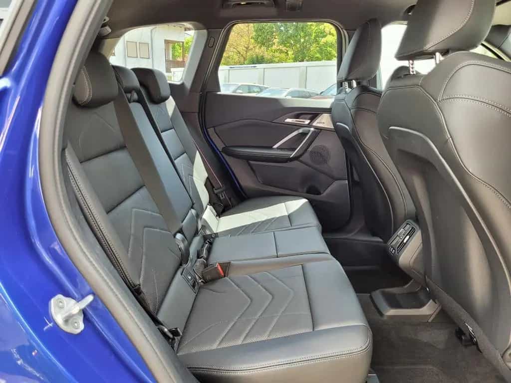 BMW X1 23 d xDrive M Sport *AHK*Panoramadach*M Sport 12/2024-photo-10