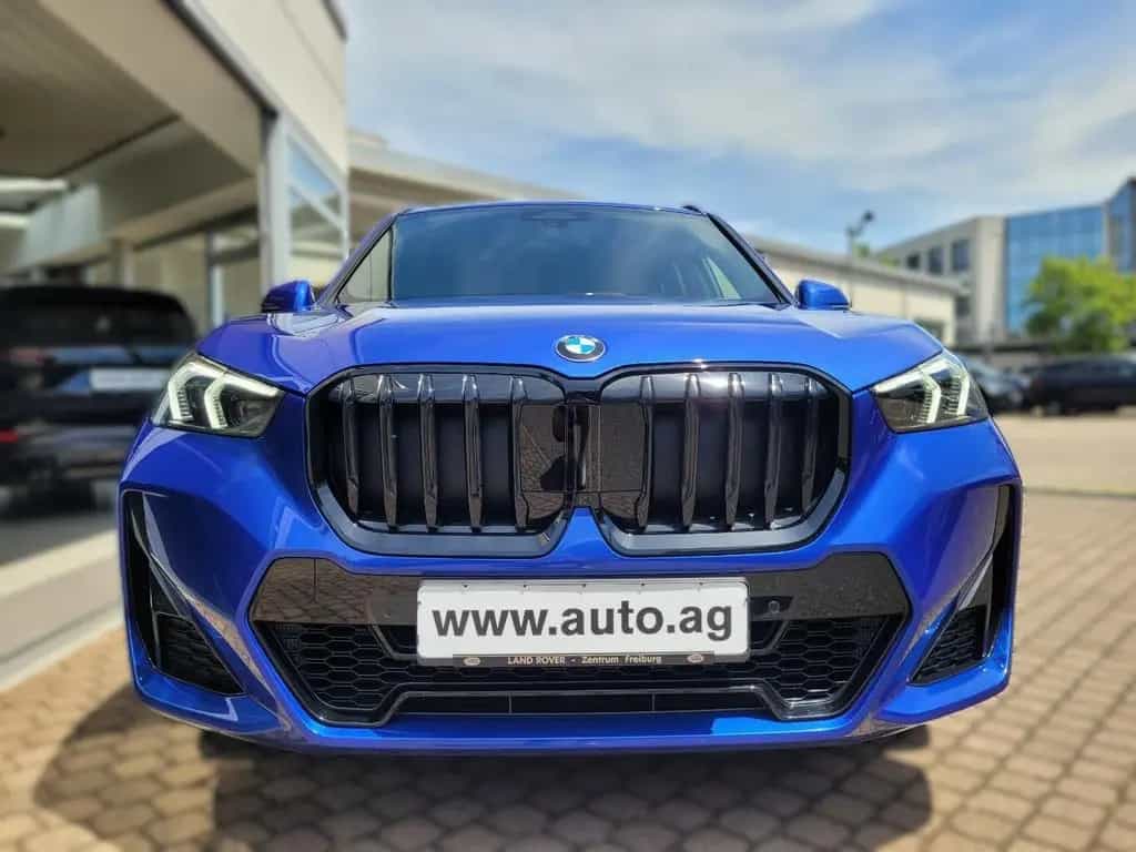 BMW X1 23 d xDrive M Sport *AHK*Panoramadach*M Sport 12/2024-photo-3