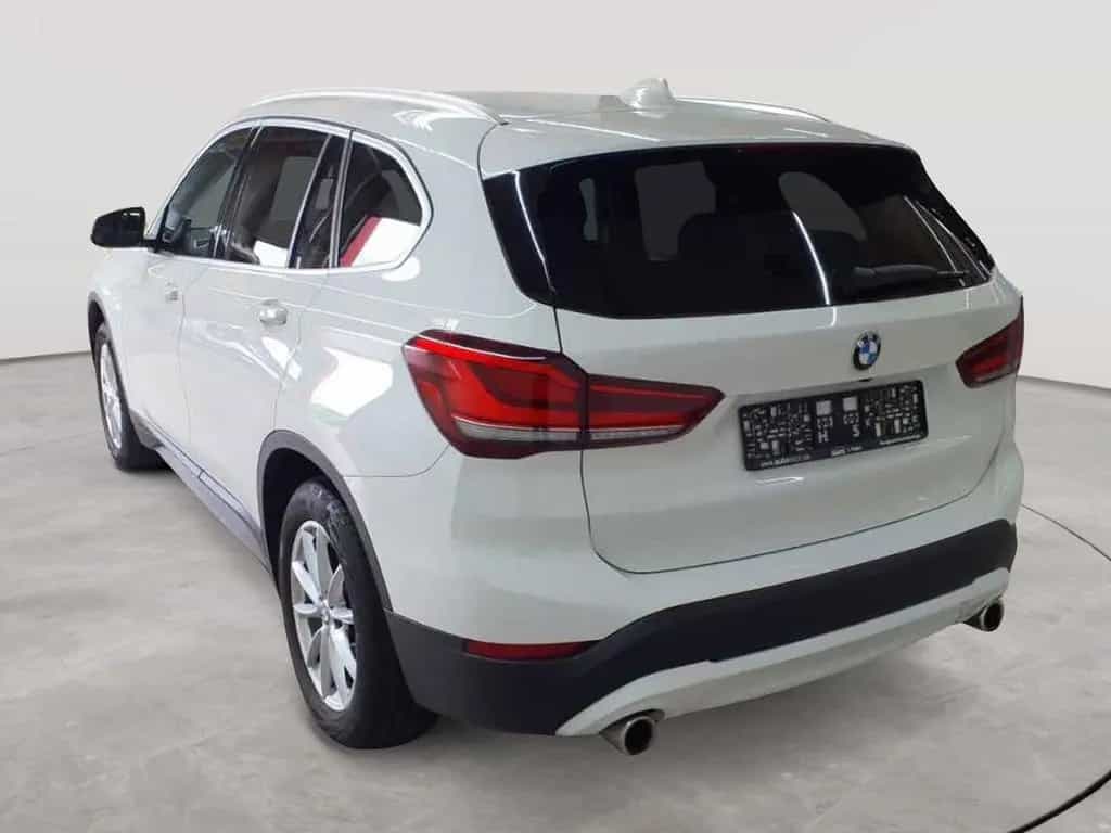 BMW X1 xDrive18d Aut. Advantage Navi SHZ 04/2022-photo-1