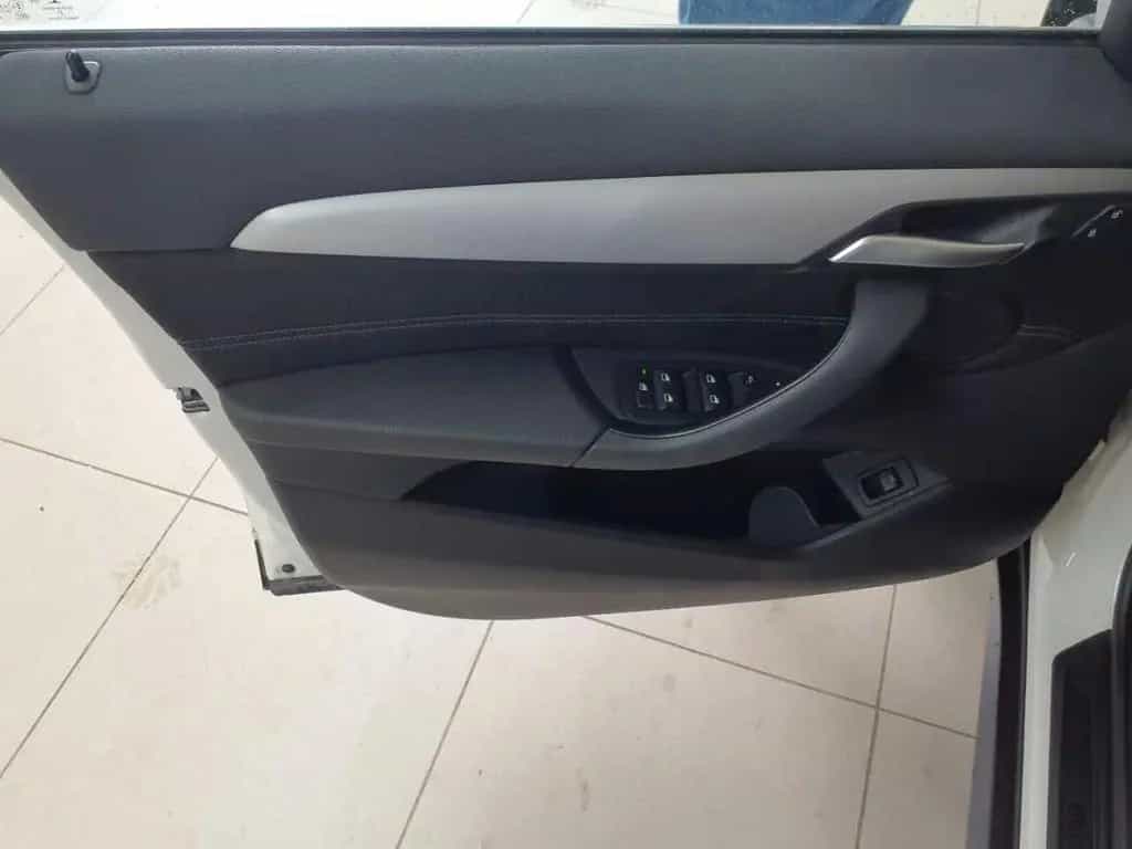 BMW X1 xDrive18d Aut. Advantage Navi SHZ 04/2022-photo-3