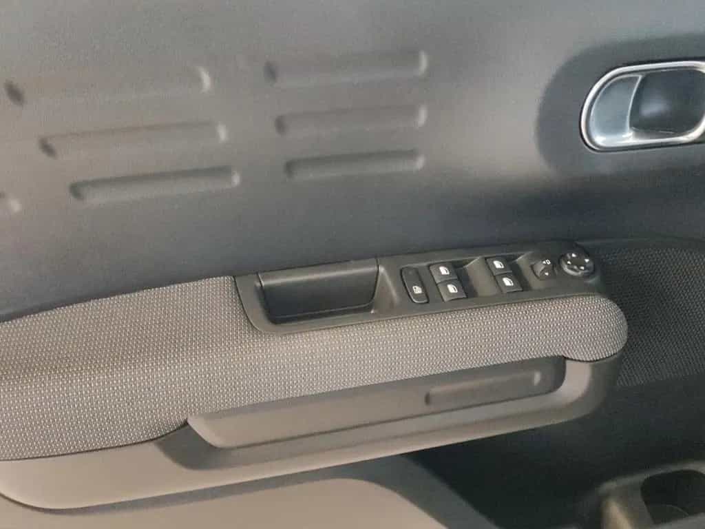 Citroën C3 Aircross Shine PT 110+NAVI+CARPLAY+ALLWETTER+ 03/2023-photo-10