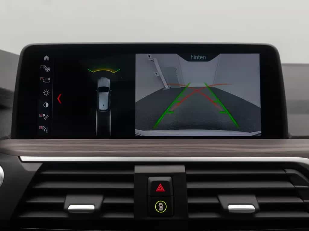 BMW X3 xD20d M Sport Kamera Panorama HUD DAB HiFi 02/2019-photo-41