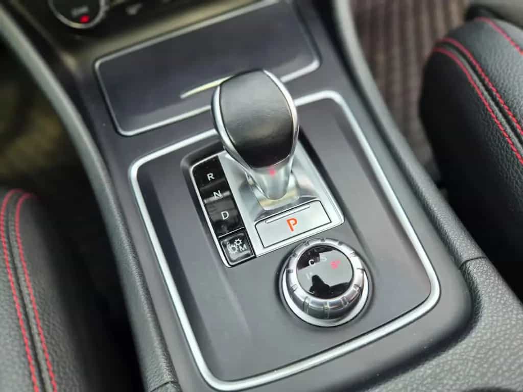 Mercedes-Benz A 45 AMG A45 AMG 4Matic/Pano/Navi/PDC/Garantie/19*Zoll 05/2017-photo-25
